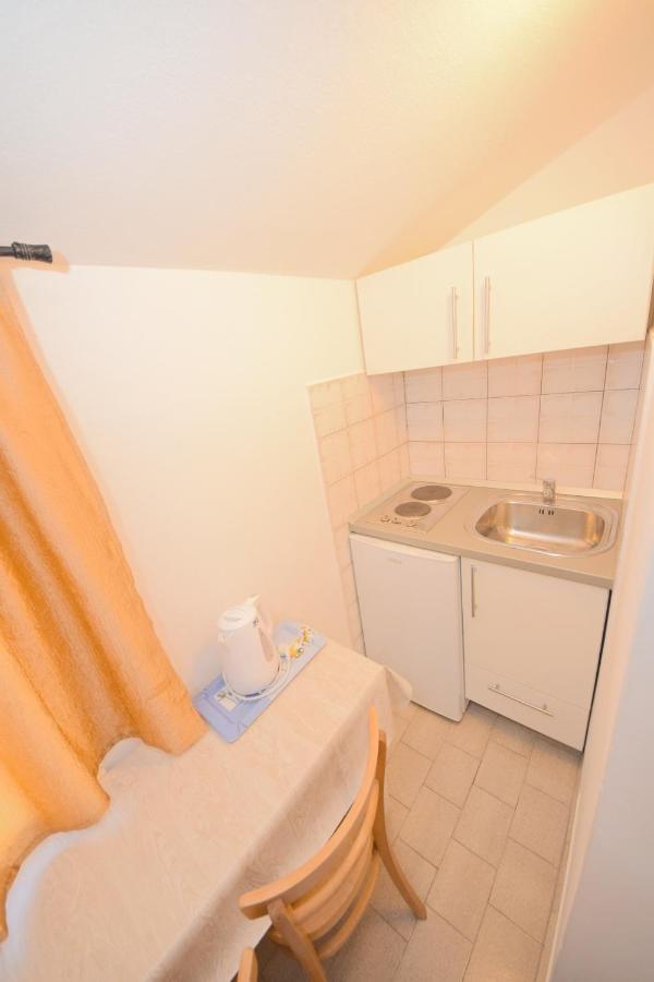 Apartments Jakov Orebić Eksteriør billede